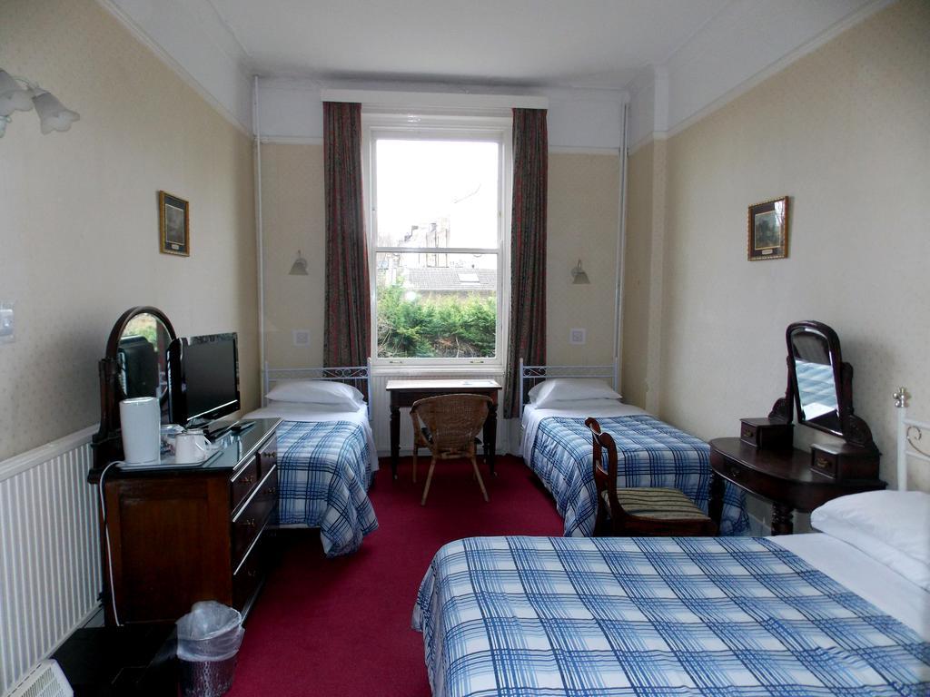 Dillons Hotel Londra Camera foto