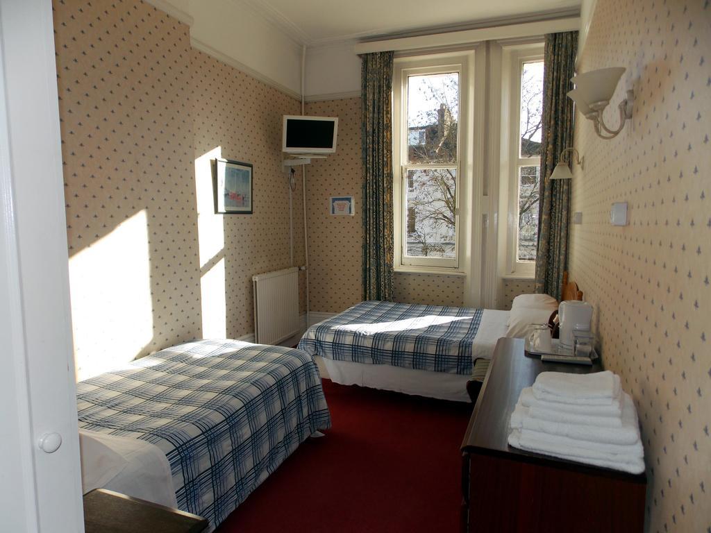 Dillons Hotel Londra Camera foto
