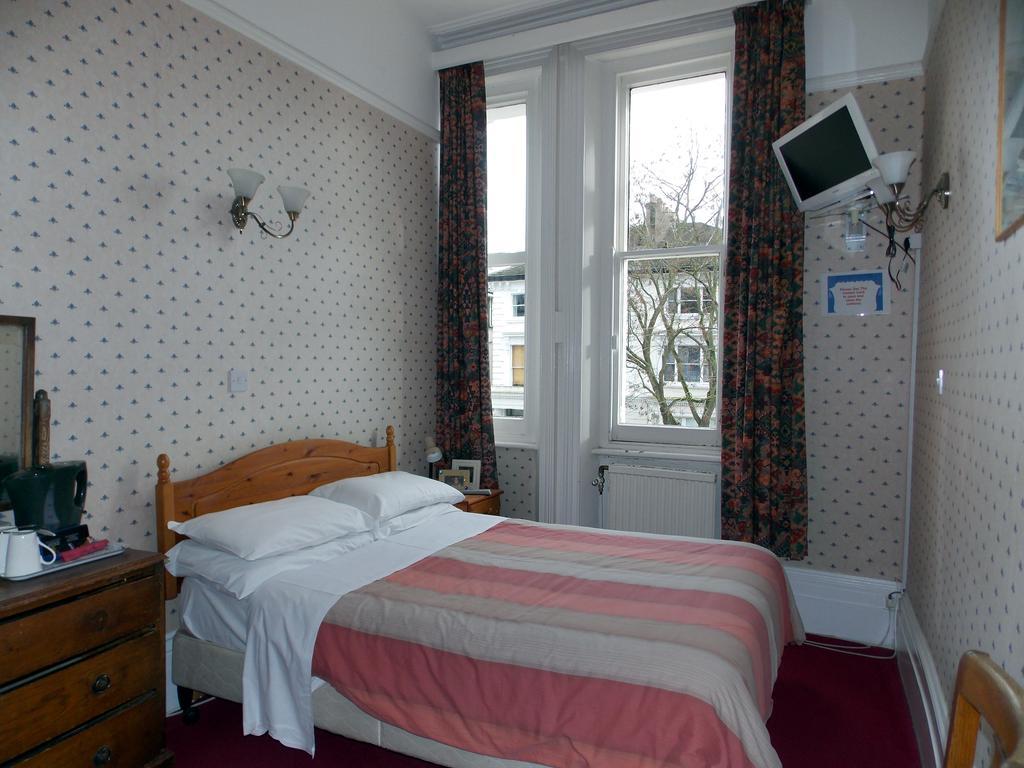Dillons Hotel Londra Camera foto